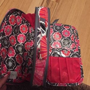 Vera Bradley blush and brush bag